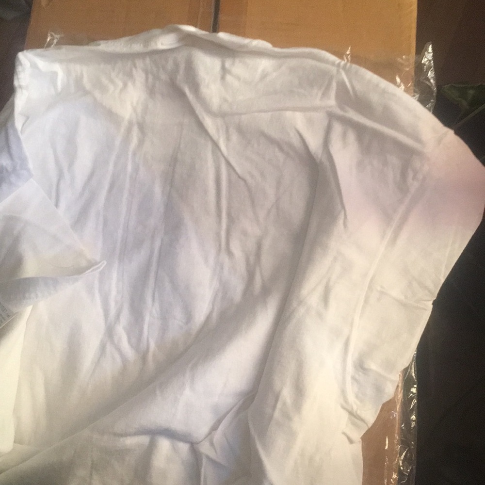 Hanes signature collection tee with iron on - Picture 5 of 5